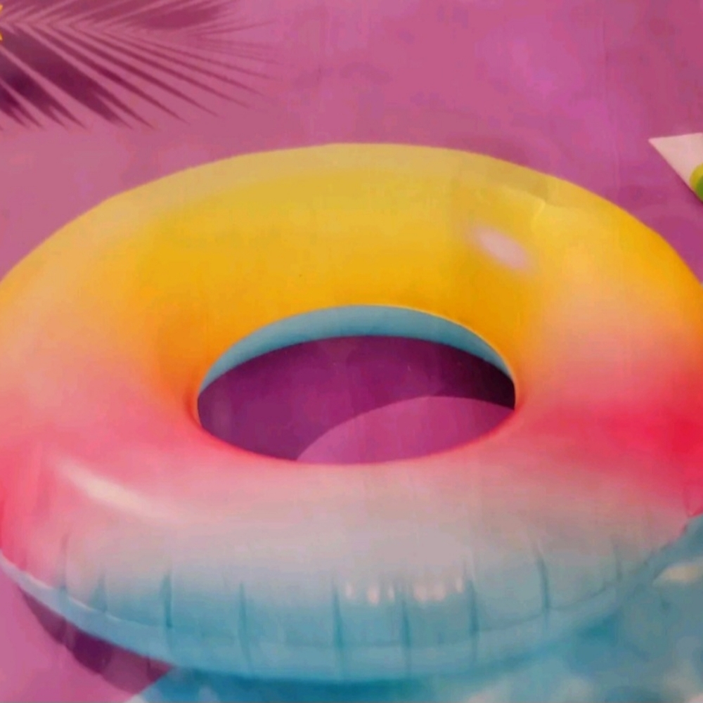 Sun Squad Pool Tube